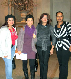 Professor Tamara Kostianovsky and students